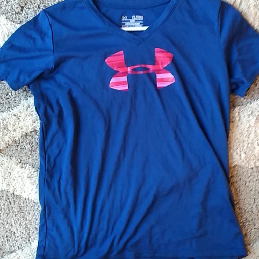 Under Armour YXL shirt